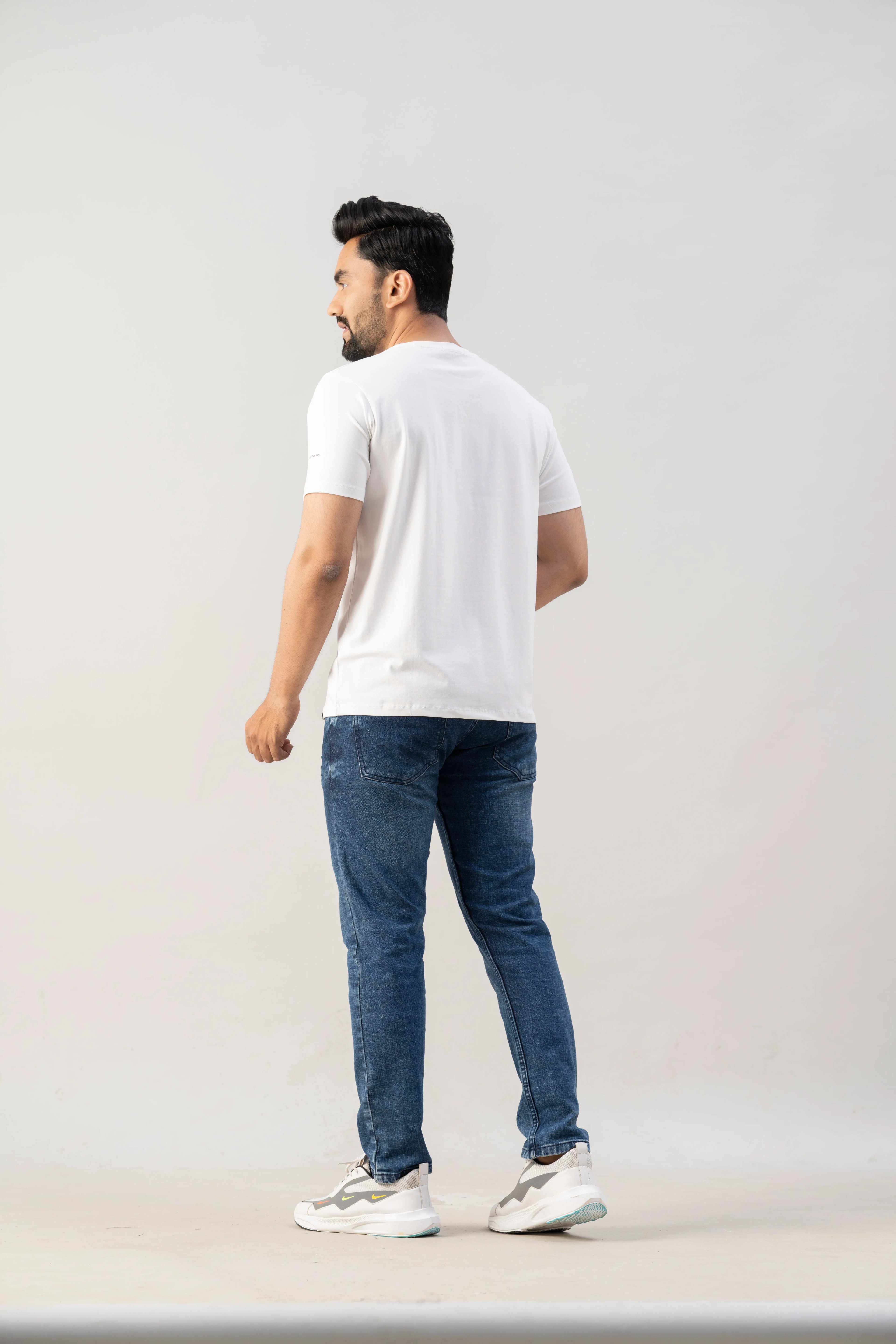 Dobbin Geometric Horse Tee view 4