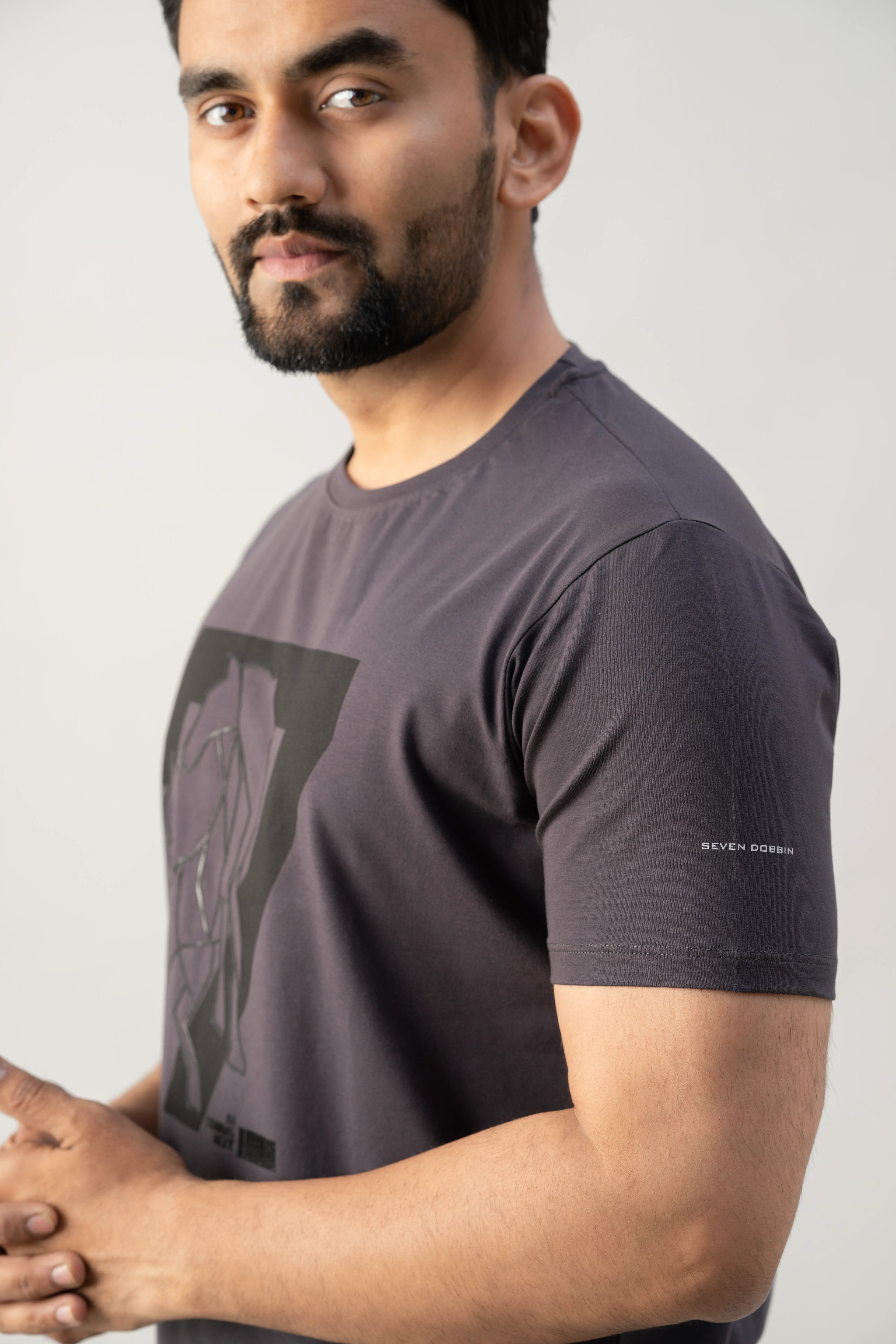 LOGO GRAPHIC PRINT T-SHIRT view 2
